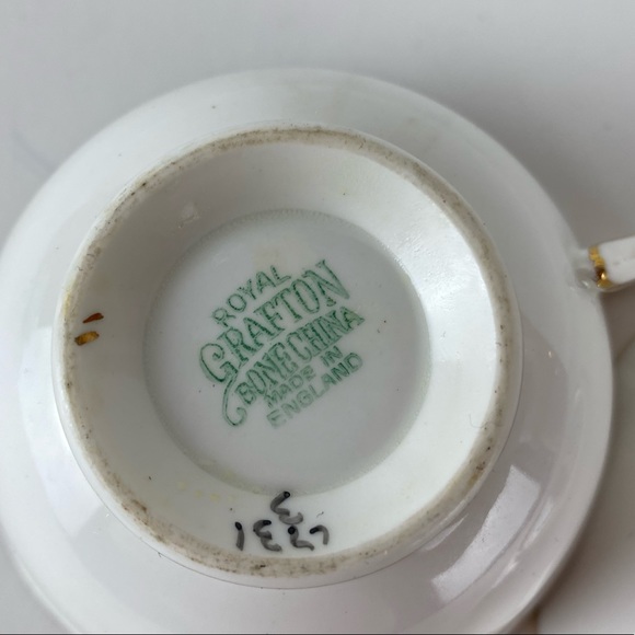 Royal Grafton Teacup and Saucer RARE Flowers - Picture 5 of 8